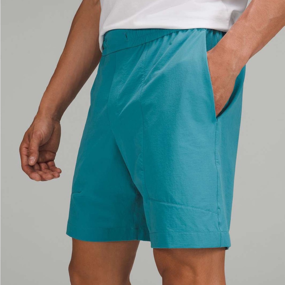 Lululemon Men's Bowline Short 8" Stretch Ripstop Size  L